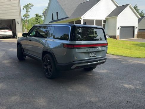 Used 2023 Rivian R1S Adventure AWD/4WD image 3