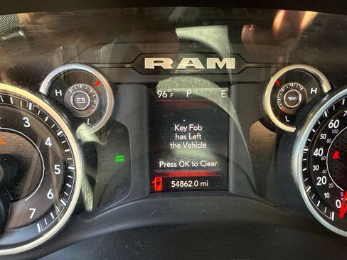Used 2019 RAM 1500 Big Horn AWD/4WD image 19