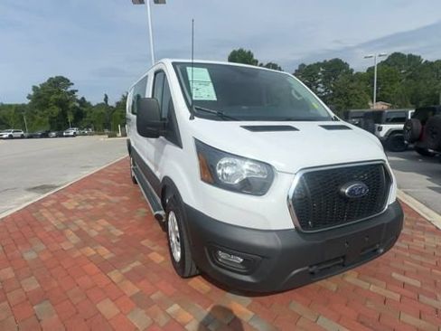 Used 2025 Ford Transit 250 Low Roof w/ Exterior Upgrade Package RWD image 5