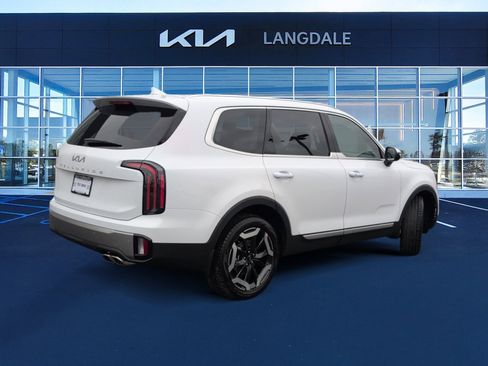 New 2025 Kia Telluride EX image 4