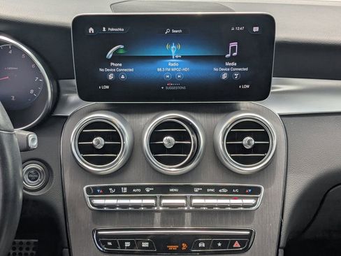 Certified 2022 Mercedes-Benz GLC 300 4MATIC image 5