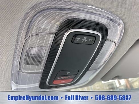 Used 2024 Hyundai Kona SEL AWD/4WD image 24