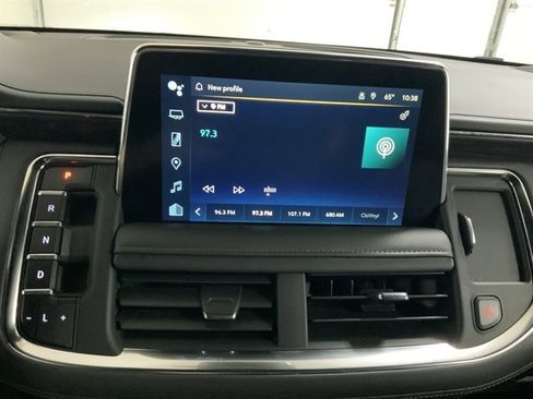 Used 2024 Chevrolet Suburban LT AWD/4WD image 26