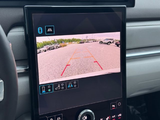 Used 2026 GMC Terrain Denali AWD/4WD image 24