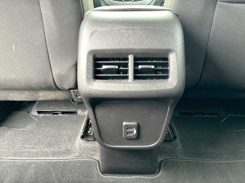 Used 2024 Chevrolet Equinox LS w/ LS Convenience Package image 20