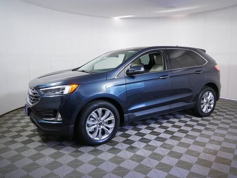 Certified 2023 Ford Edge Titanium w/ Equipment Group 301A AWD/4WD image 5