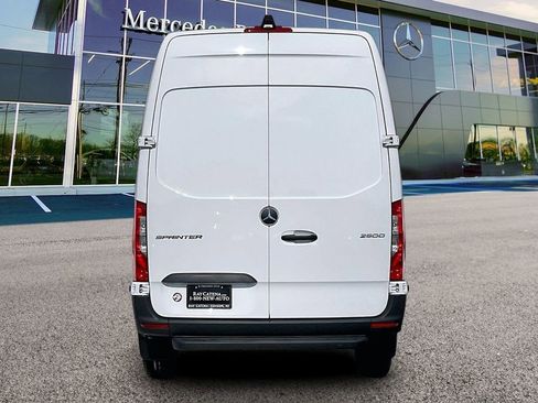 Used 2026 Mercedes-Benz Sprinter 2500 image 4