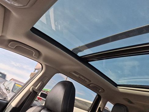 Used 2022 Subaru Ascent Limited w/ Technology Package image 27