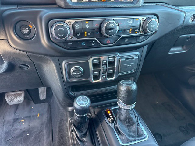 Used 2023 Jeep Wrangler Unlimited w/ Cold Weather Group AWD/4WD image 11