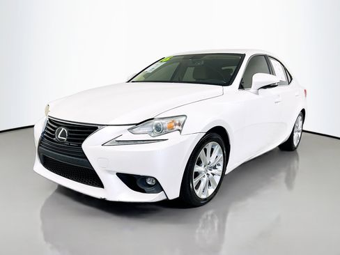 Used 2016 Lexus IS 200t image 10