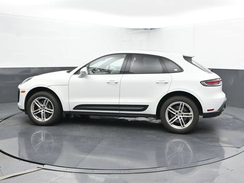 Used 2024 Porsche Macan AWD/4WD image 9