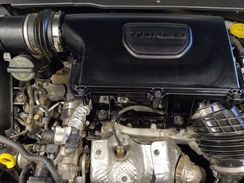 Used 2024 Jeep Compass Trailhawk image 30