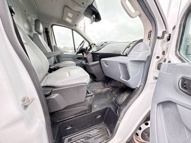Used 2018 Ford Transit 250 148 Low Roof RWD image 24