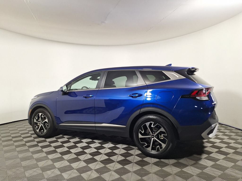 Used 2025 Kia Sportage EX FWD image 8