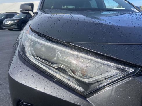 Used 2021 Toyota RAV4 XSE image 4