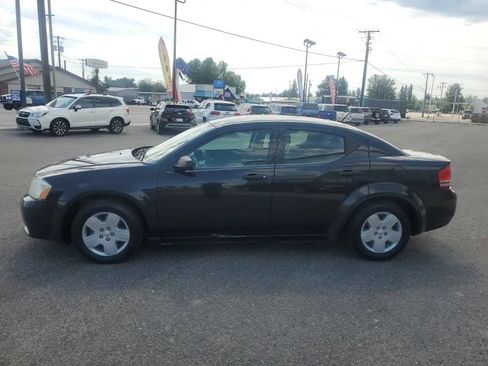 Used 2010 Dodge Avenger SXT FWD image 2