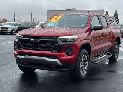Used 2024 Chevrolet Colorado Z71 w/ Z71 Convenience Package 2