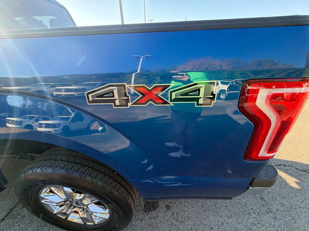 Used 2017 Ford F150 XLT w/ Equipment Group 301A Mid AWD/4WD image 10