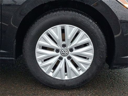 Used 2019 Volkswagen Jetta S w/ Driver Assistance Package image 8