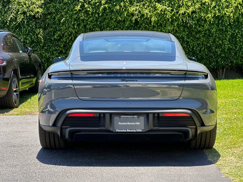 New 2026 Porsche Taycan RWD image 7
