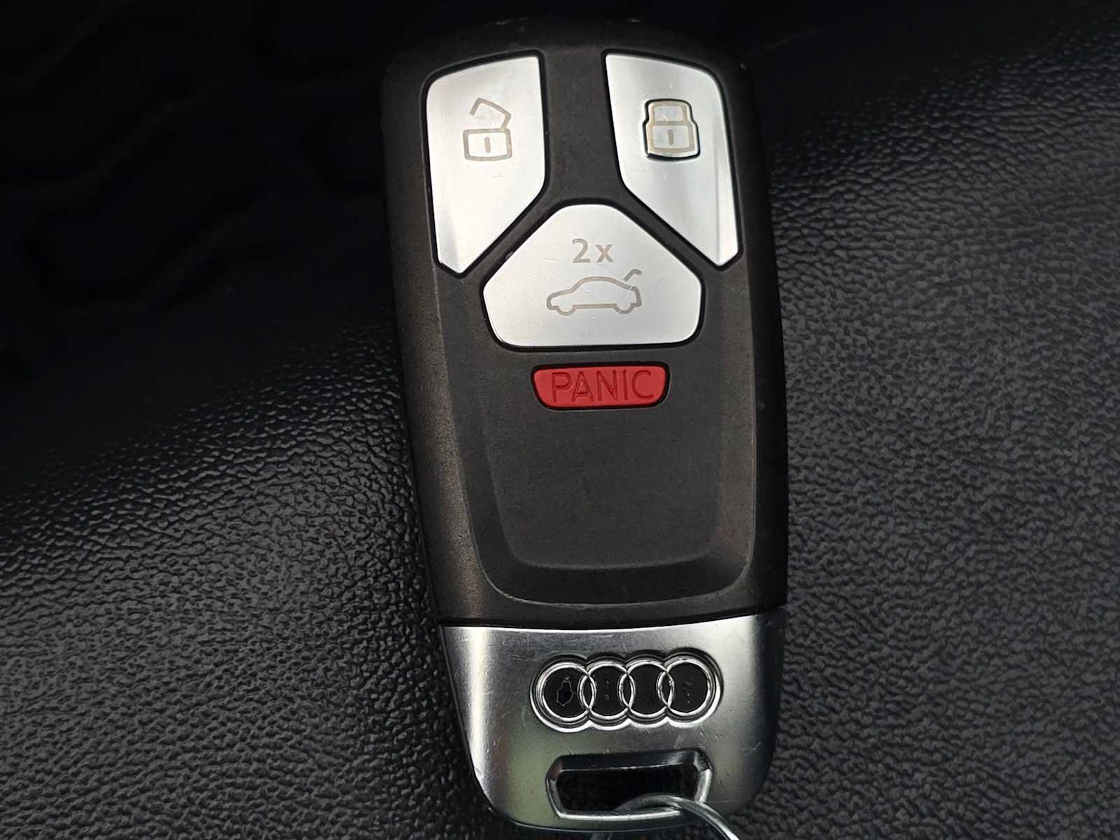 Used 2022 Audi Q5 e Premium Plus AWD/4WD image 33
