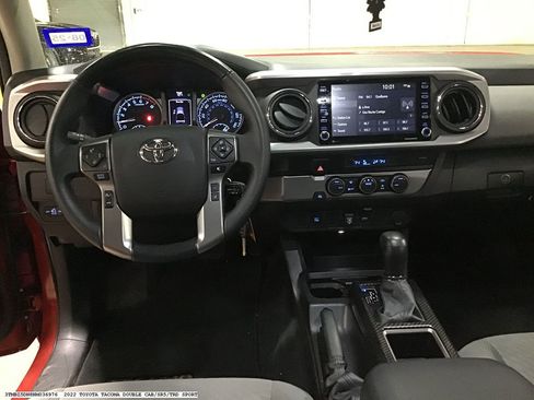 Used 2022 Toyota Tacoma SR5 image 9
