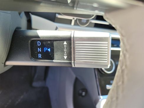 Certified 2025 Hyundai Santa Fe SEL image 27