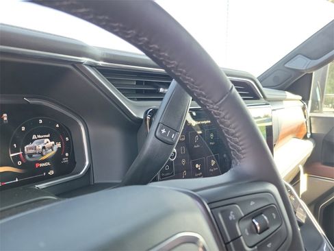 New 2026 GMC Sierra 2500 Denali Ultimate w/ Max Trailering Package image 17