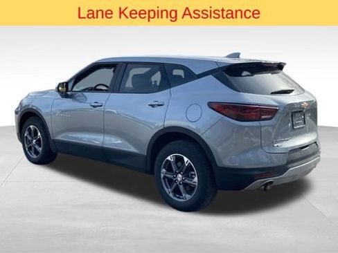 Used 2025 Chevrolet Blazer LT image 6