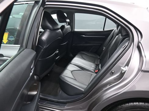 Used 2021 Toyota Camry SE FWD image 32