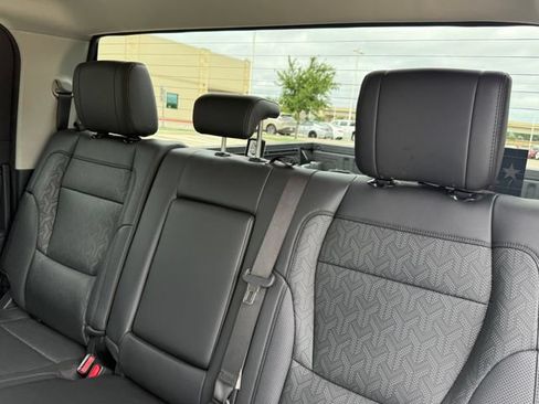 Used 2024 Toyota Tundra Limited AWD/4WD image 29