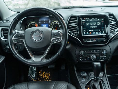 Used 2021 Jeep Cherokee Limited image 14