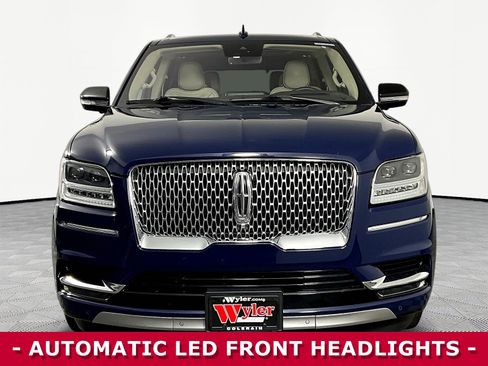 Used 2019 Lincoln Navigator Reserve AWD/4WD image 2