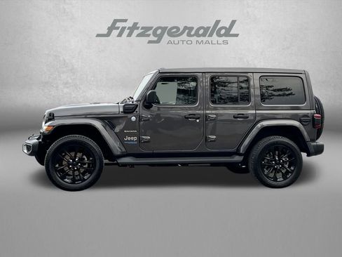 Used 2021 Jeep Wrangler Unlimited Sahara w/ Cold Weather Group image 4