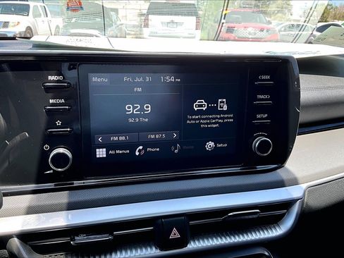 Used 2022 Kia K5 LX FWD image 23