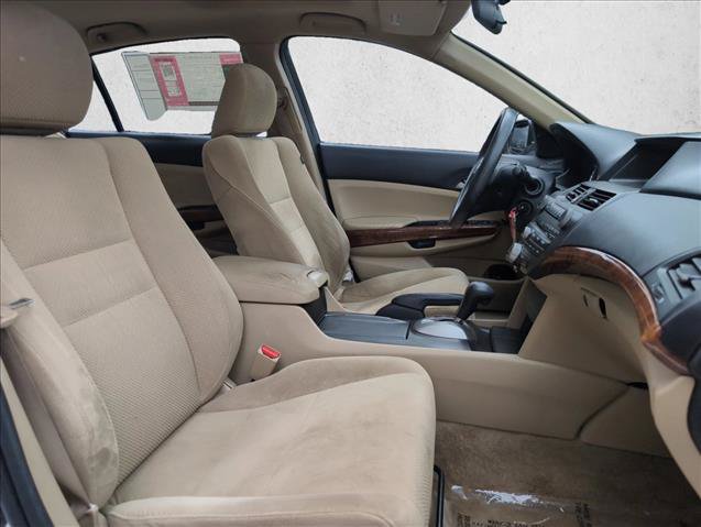 Used 2011 Honda Accord EX image 23