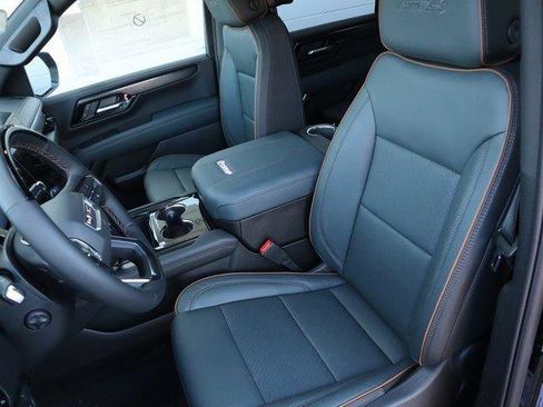 New 2026 GMC Yukon XL AT4 w/ AT4 Premium Plus Package image 27