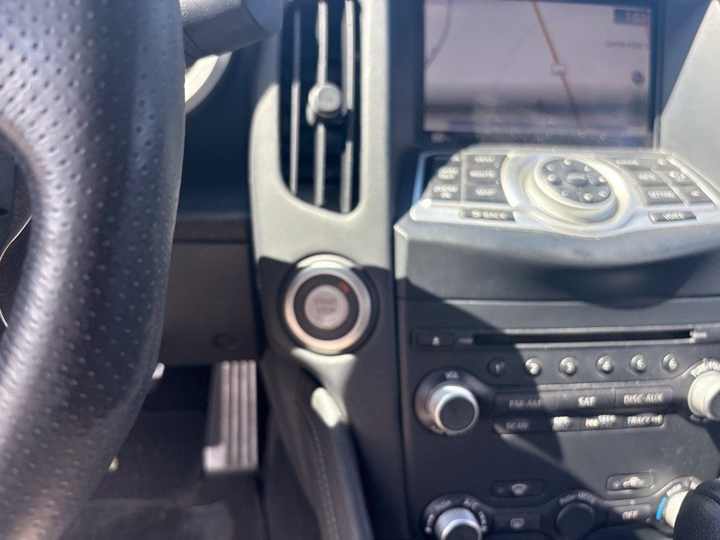 Used 2013 Nissan 370Z Touring w/ Sport Pkg RWD image 29