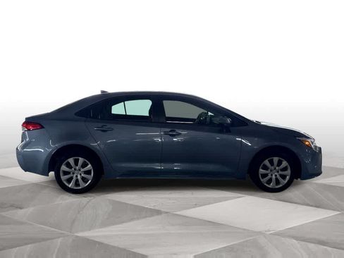 Used 2025 Toyota Corolla LE FWD image 9