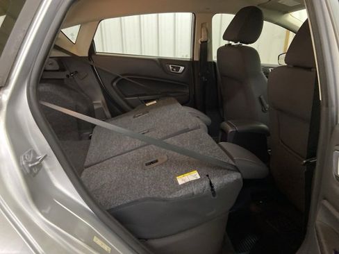 Used 2014 Ford Fiesta SE w/ Equipment Group 201A image 14