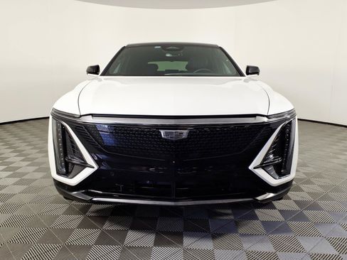 Certified 2024 Cadillac Lyriq Sport w/ LPO, Floor Liner Package AWD/4WD image 2