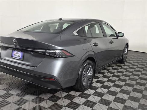 New 2026 Nissan Sentra S w/ Floor Mat Package image 4