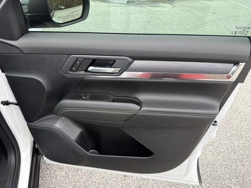 New 2026 GMC Terrain Elevation w/ Elevation Premium Package image 10