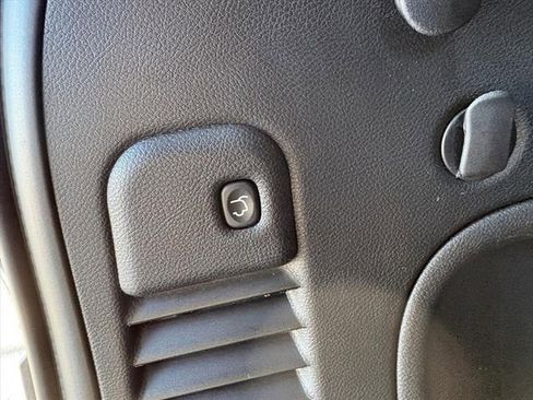 Used 2021 Jeep Grand Cherokee Laredo w/ Security & Convenience Group image 22