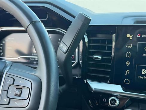 Used 2024 GMC Sierra 1500 SLT image 22