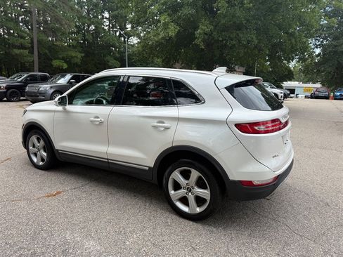 Used 2018 Lincoln MKC Premiere AWD/4WD image 8