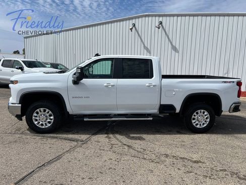 New 2026 Chevrolet Silverado 3500 LT AWD/4WD image 2