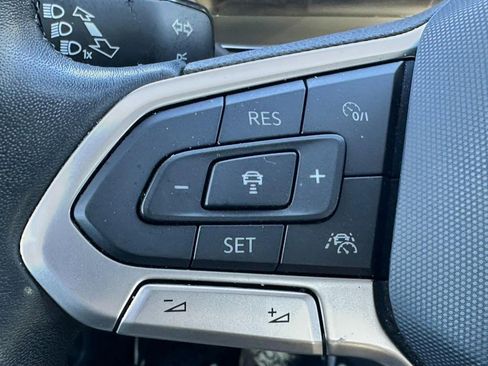 Used 2024 Volkswagen Jetta SE image 18