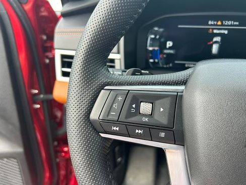 Used 2024 Mitsubishi Outlander SEL image 19