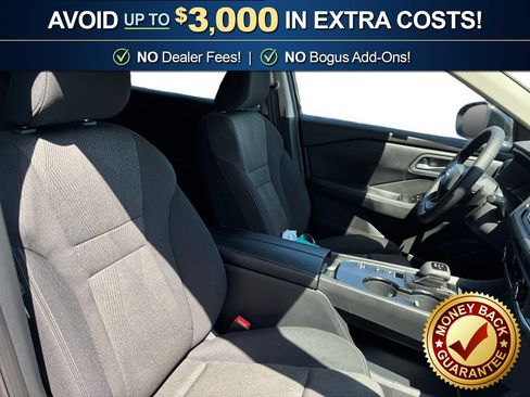 Used 2025 Nissan Rogue SV FWD image 21
